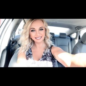 Meet your Posher, Samantha